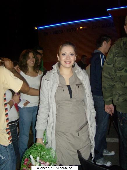 Poze(in afara concursului Megastar) - ( Aici nu mai stiu cum sa comentez poza - Poze